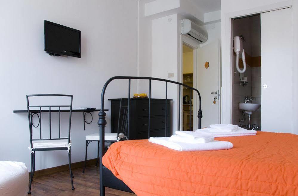 Zenzero & Cannella Boutique Rooms Триест Экстерьер фото